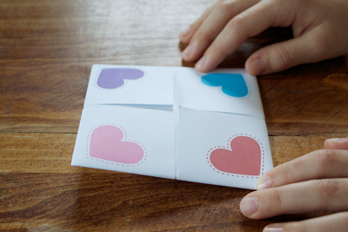 valentine fortune teller is a candy-free classroom activity