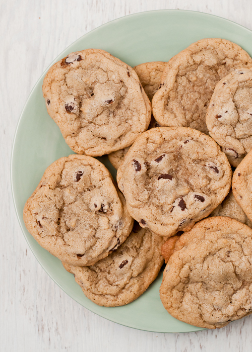 8 Secrets to the Perfect Chocolate Chip Cookie featured on top lifestyle blog, Design Mom