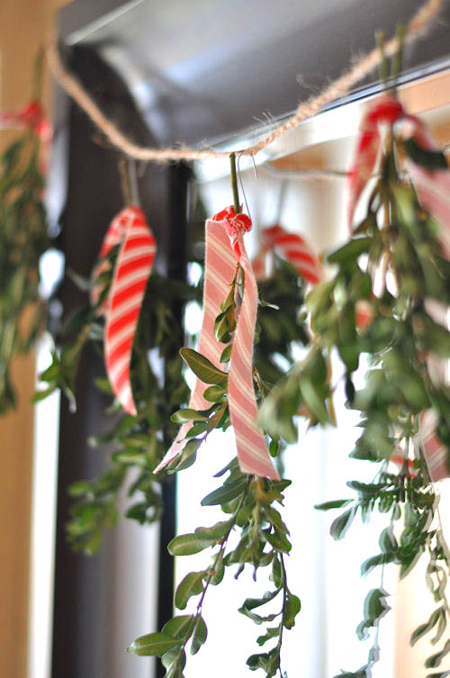 8 Best Christmas Crafts featured by top US lifestyle blog, Design Mom: image of simple boxwood garland