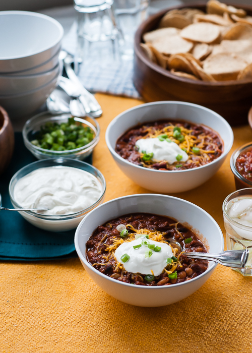 Slow Cooker Recipe: Three Bean Chili Deluxe. This recipe has won chili-cookoffs all over the country!   |   Design Mom
