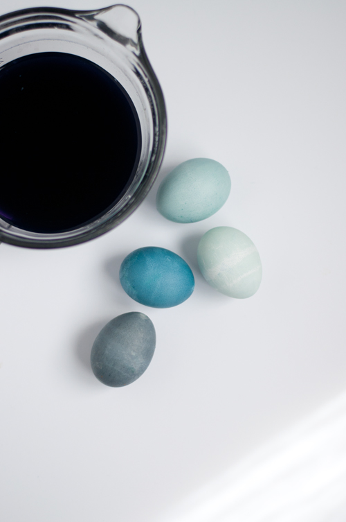 Dye Eggs with Red Cabbage for Gorgeous, Natural Look   |   Design Mom