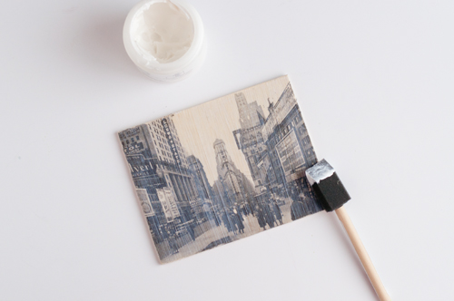 #DIY Wooden Postcards with Photo Transfers   |   Design Mom
