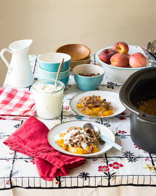 Slow Cooker Recipe: Easy Peach Crisp. Works with any summer fruit!   |   Design Mom  #crockpot