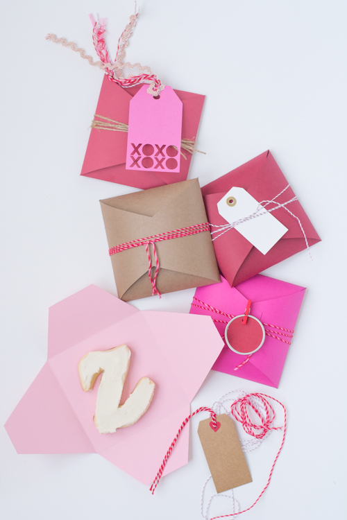 Edible Monogram Cookies for Your Valentine | Design Mom