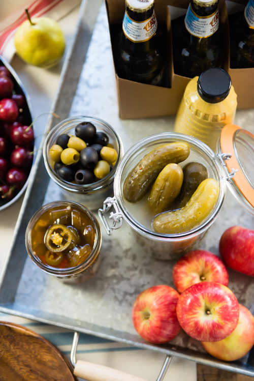 No cook, no prep! American Style Menu. Including pickles and olives!
