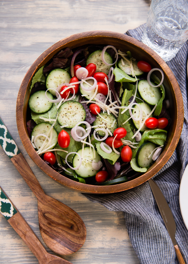 A simple green salad. Perfect for a pasta dinner.