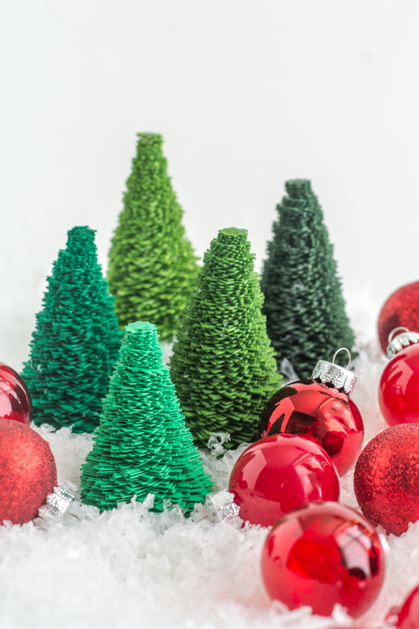 DIY Paper Bottle Brush Trees - perfect for your wintery centerpieces