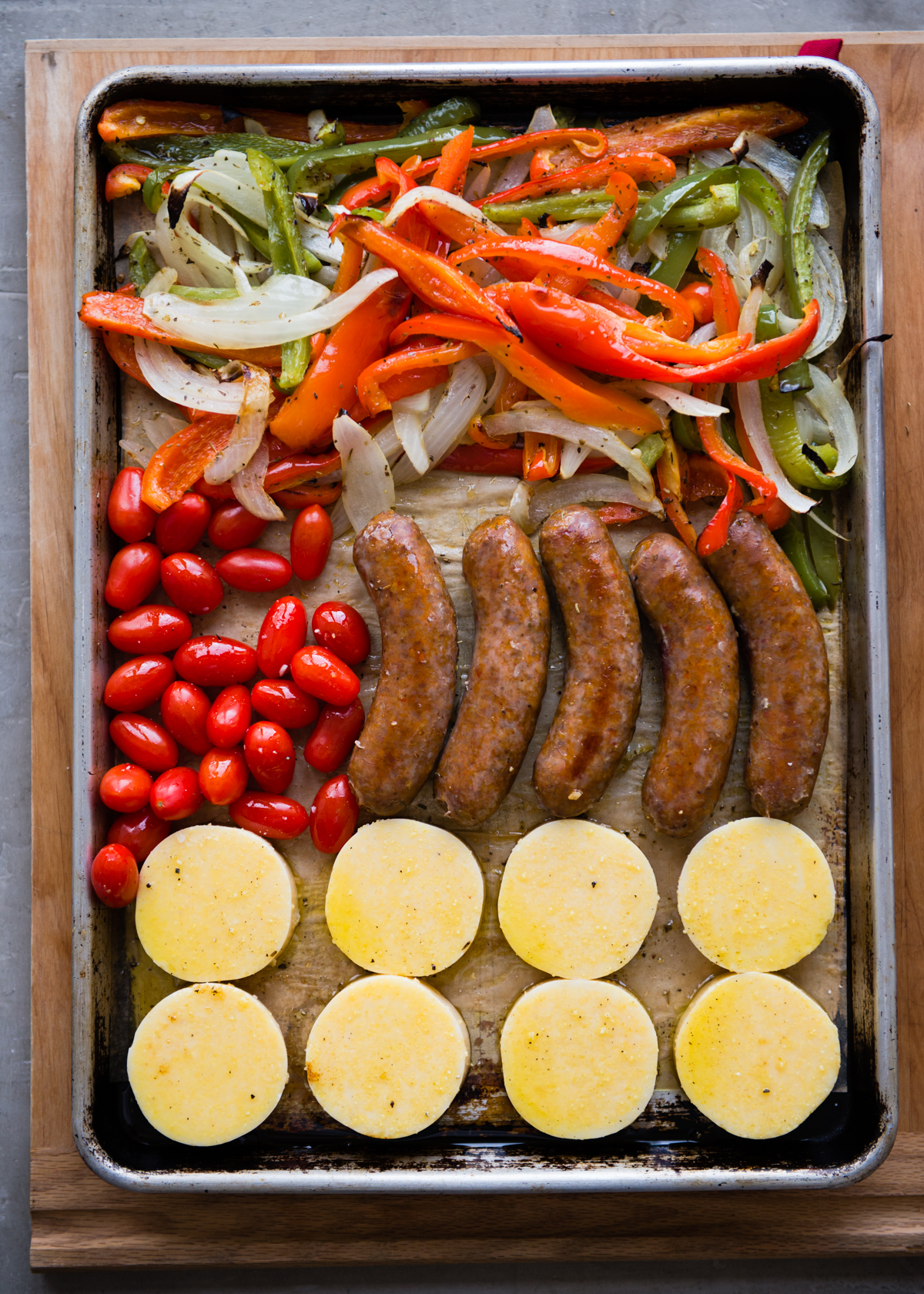 Sausage and Peppers Sheet Pan Dinner | DesignMom.com