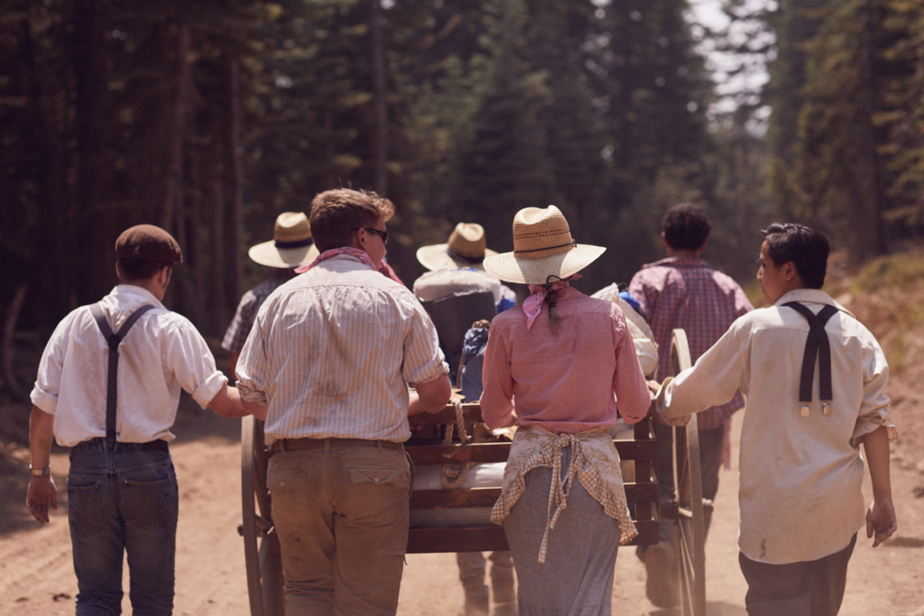 Pioneer Trek | Travel | Design Mom - the blog